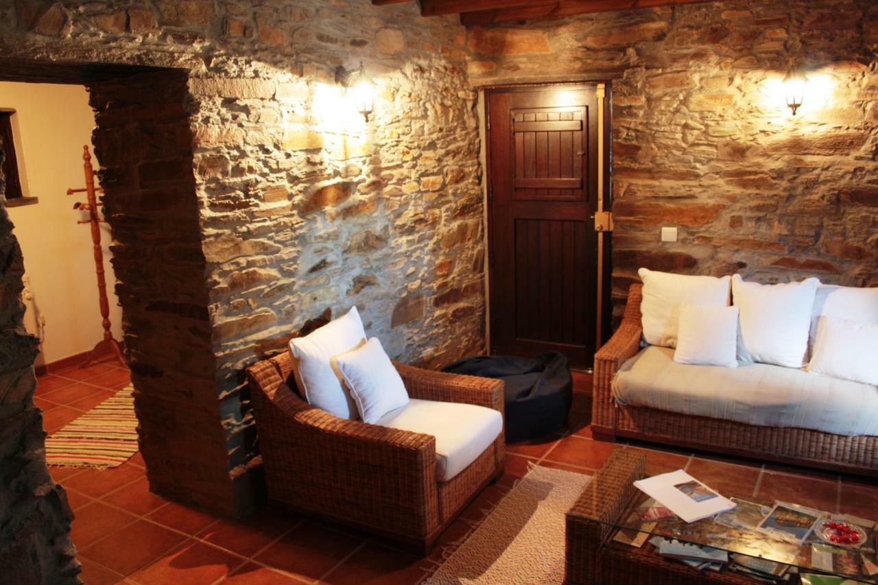 Casas De Pedra Hotel Proença-a-Nova Buitenkant foto